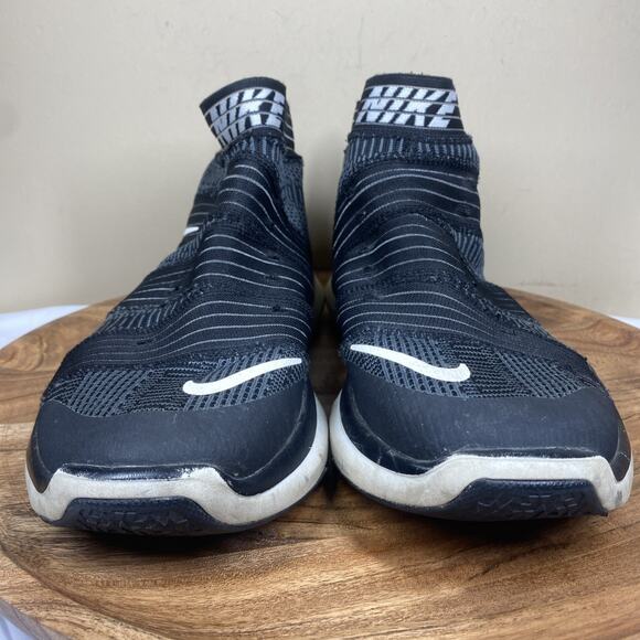 Nike Free Train Virtue Mens‎ Black and white size 12 Training shoes main image 6